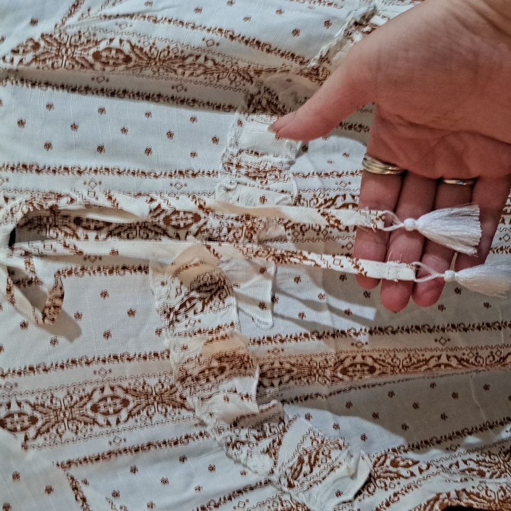 Bohemian Ruffle Blouse - White and Brown - Picture 4 of 5